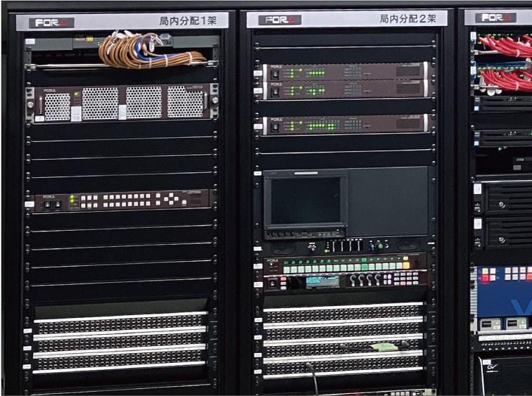 システム基幹製品を朋栄製品に統一